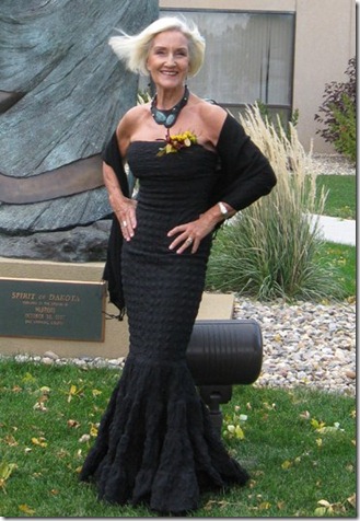 elaine-with-spirit-statue