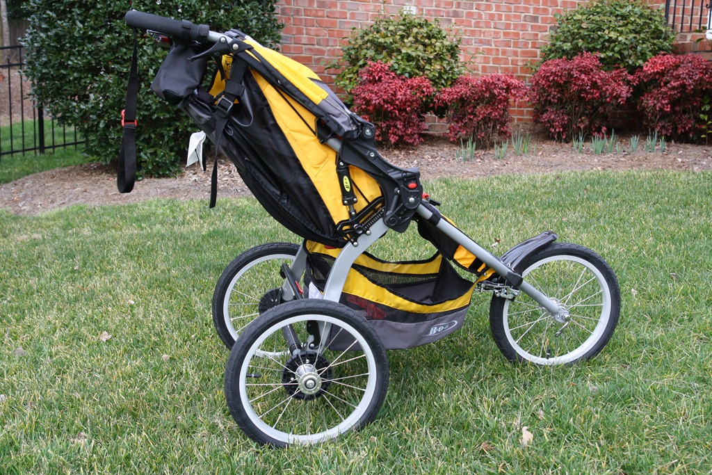 bob double stroller fixed front wheel