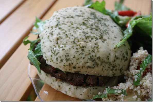 veggie burger
